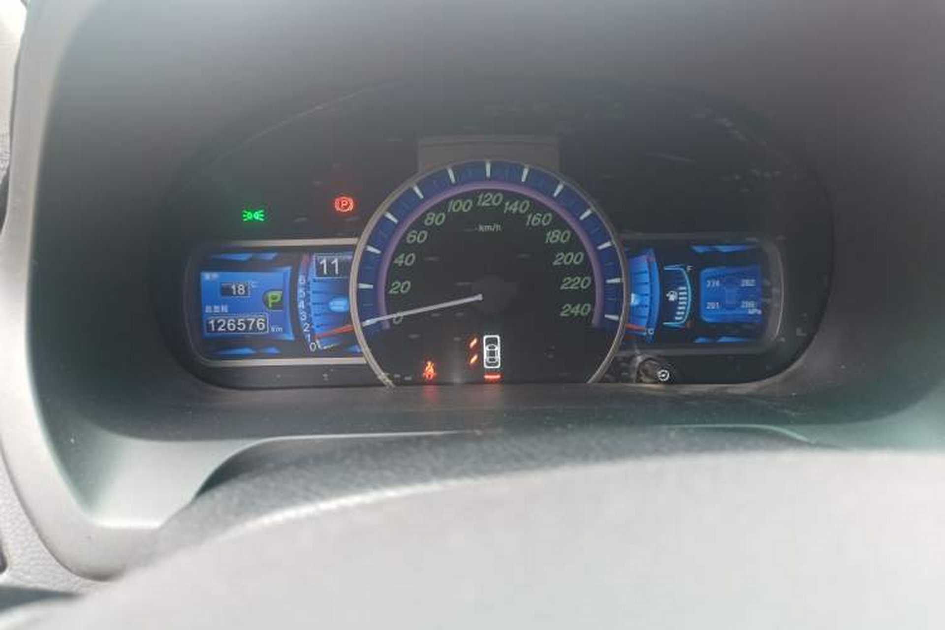 Used BYD S7 2015 2.0T Automatic Prestige Model Instrument Cluster
