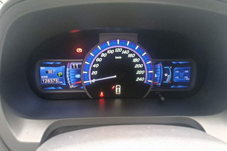 Used BYD S7 2015 2.0T Upgraded Automatic Luxury Version Instrument Cluster