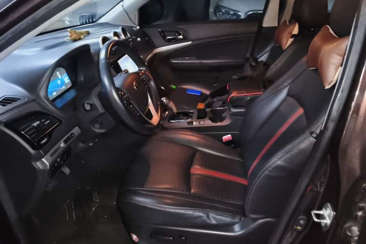 Used BYD S7 2015 2.0T Automatic Flagship Edition Left Front Seat