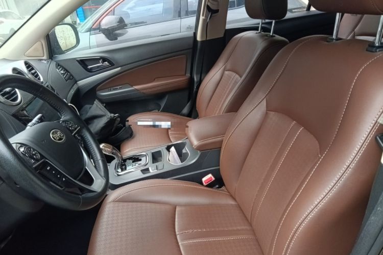 Used BYD S7 2015 2.0T Upgraded Automatic Luxury Version Left Front Seat