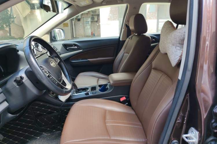 Used BYD S7 2015 2.0T Upgraded Automatic Luxury Version Left Front Seat