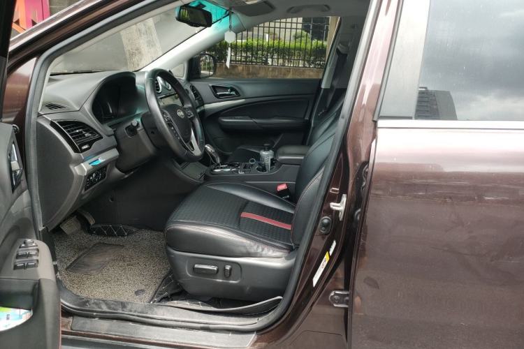 Used BYD S7 2015 2.0T Automatic Prestige Model Left Front Seat