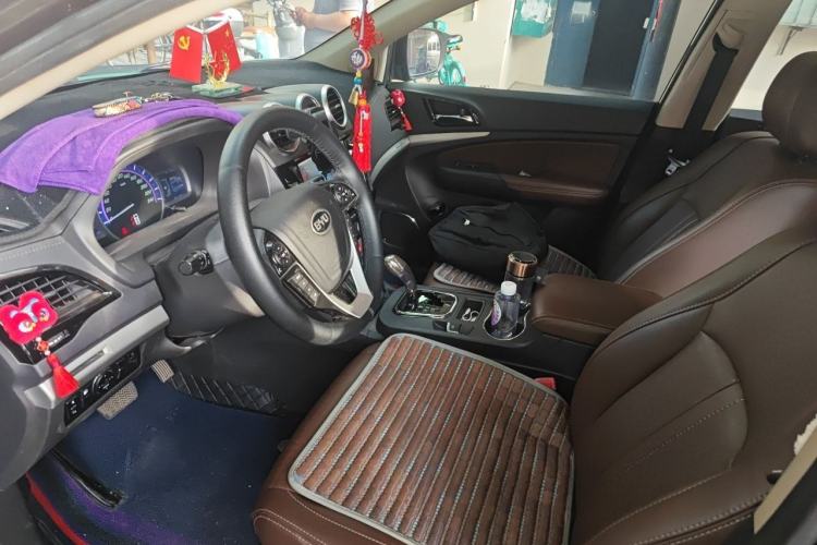 Used BYD S7 2015 2.0T Upgraded Automatic Luxury Version Left Front Seat