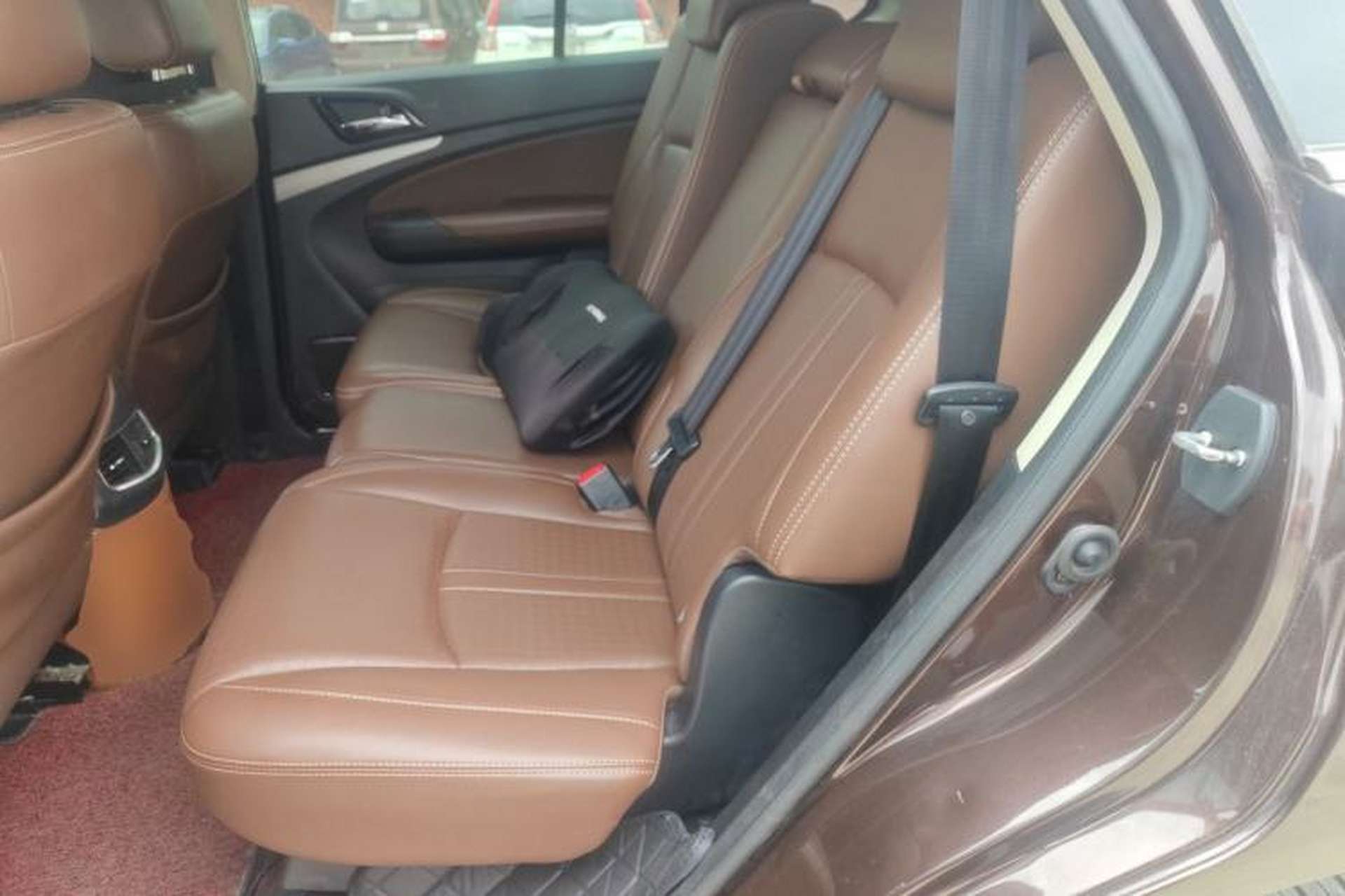 Used BYD S7 2015 2.0T Automatic Flagship Edition Left Rear Seat