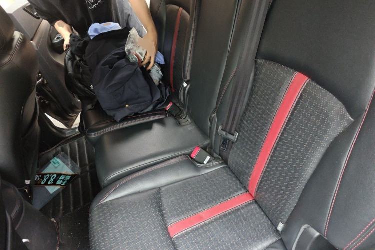 Used BYD S7 2015 2.0T Automatic Flagship Edition Left Rear Seat