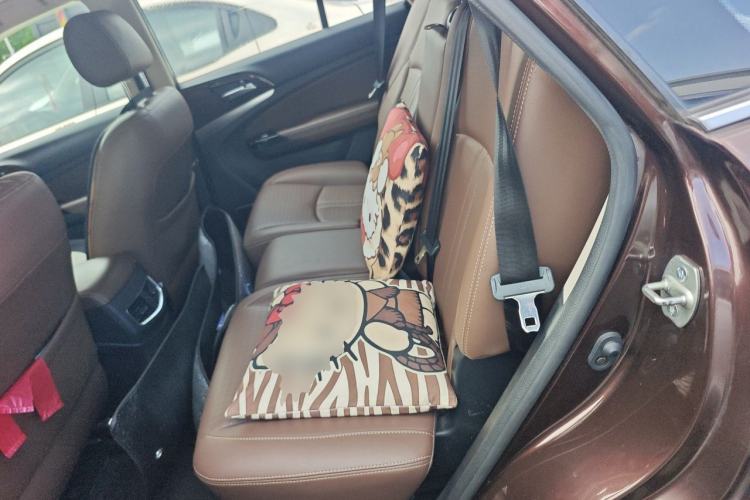 Used BYD S7 2015 2.0T Upgraded Automatic Luxury Version Left Rear Seat