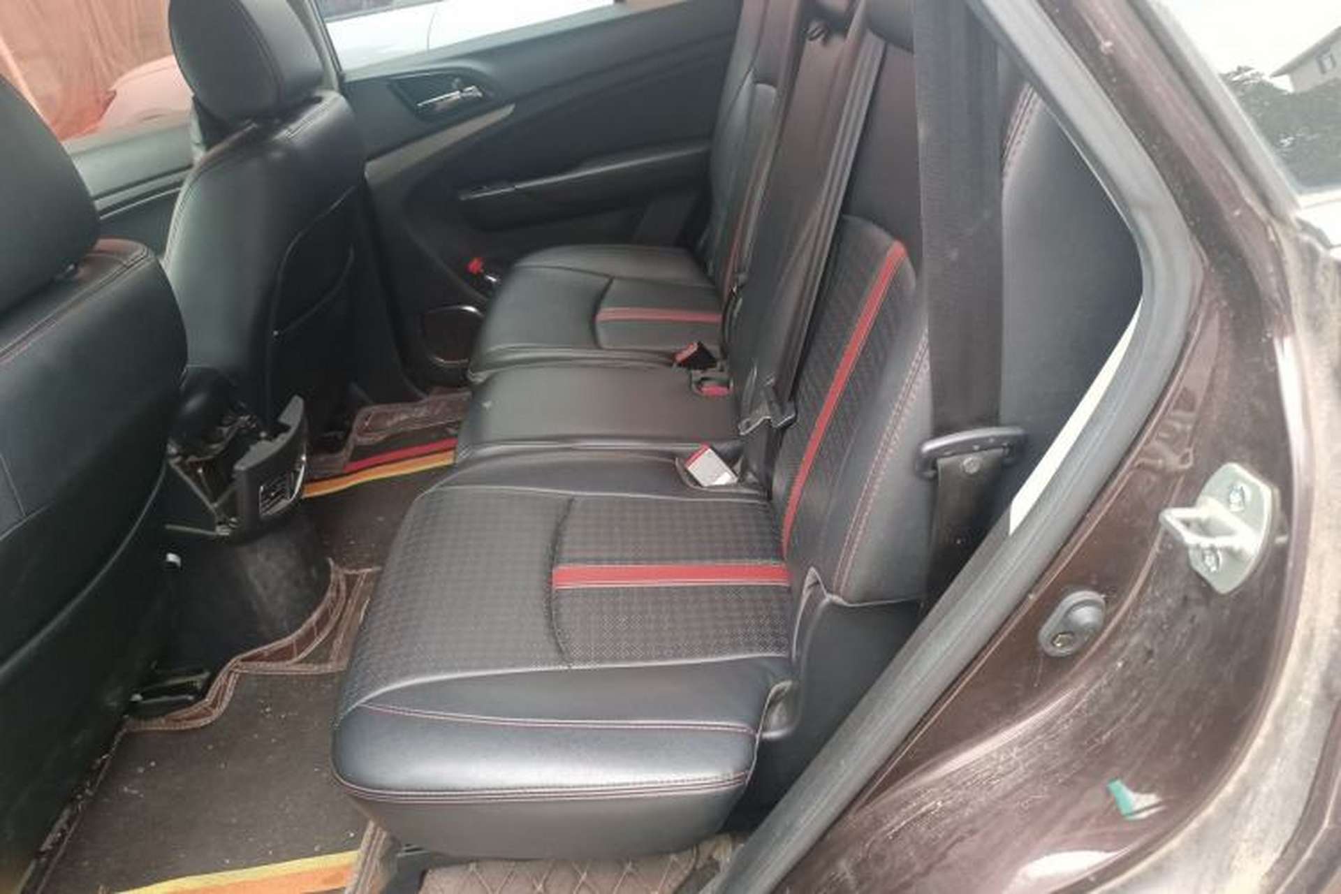 Used BYD S7 2015 2.0T Automatic Prestige Model Left Rear Seat