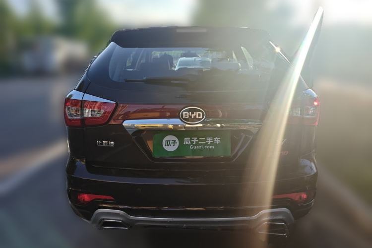 Used BYD S7 2015 2.0T Upgraded Automatic Luxury Version Rear