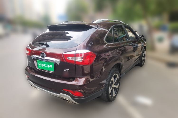 Used BYD S7 2015 2.0T Upgraded Automatic Luxury Version Rear Right 45 Deg