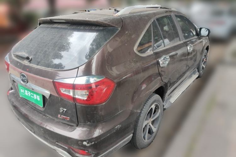 Used BYD S7 2015 2.0T Upgraded Automatic Luxury Version Rear Right 45 Deg
