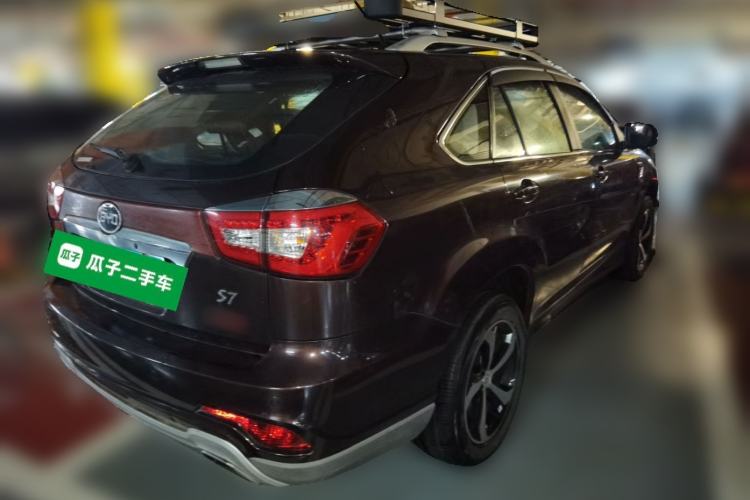 Used BYD S7 2015 2.0T Upgraded Automatic Luxury Version Rear Right 45 Deg