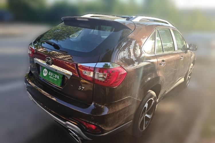 Used BYD S7 2015 2.0T Upgraded Automatic Luxury Version Rear Right 45 Deg