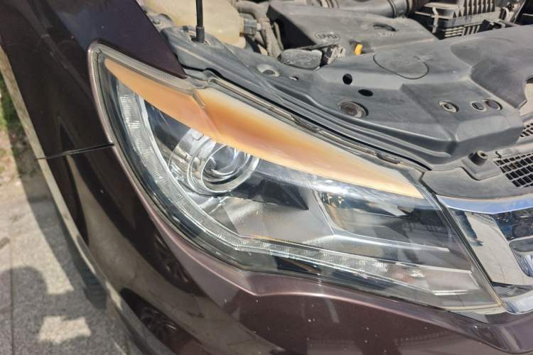 Used BYD S7 2015 2.0T Upgraded Automatic Luxury Version Right Front Headlight