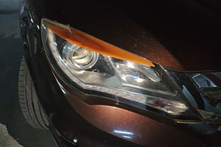 Used BYD S7 2015 2.0T Upgraded Automatic Luxury Version Right Front Headlight