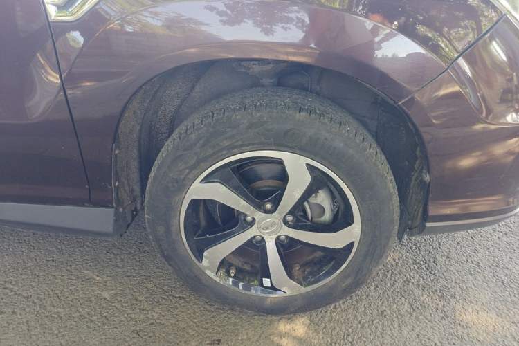 Used BYD S7 2015 2.0T Automatic Flagship Edition Right Front Wheel Hub