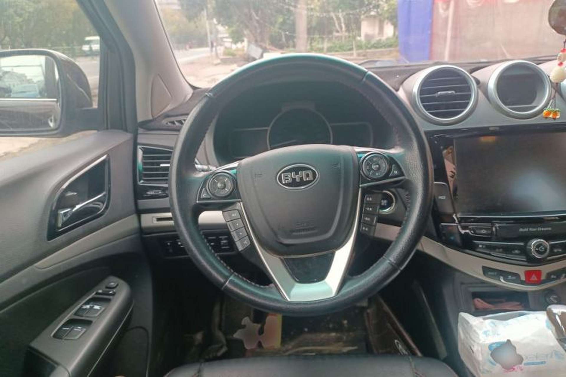 Used BYD S7 2015 2.0T Automatic Prestige Model Steering Wheel