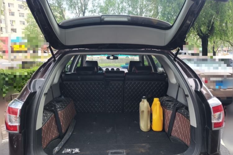Used BYD S7 2015 2.0T Automatic Flagship Edition Trunk