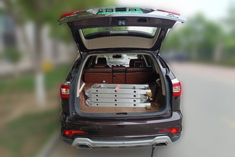 Used BYD S7 2015 2.0T Upgraded Automatic Luxury Version Trunk