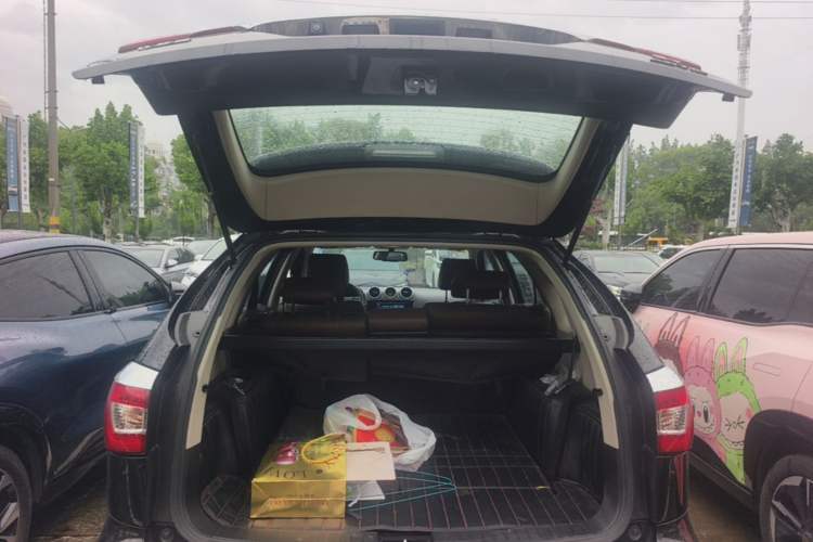 Used BYD S7 2015 2.0T Upgraded Automatic Flagship Version Trunk