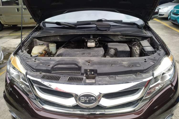 Used BYD S7 2015 1.5T Manual Luxury Model Engine Bay