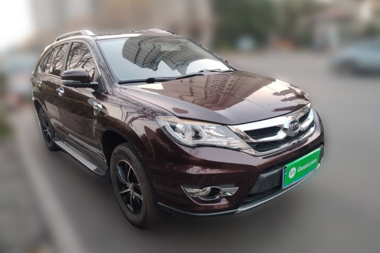 Used BYD S7 2015 1.5T Manual Luxury Model Front Right 45 Deg