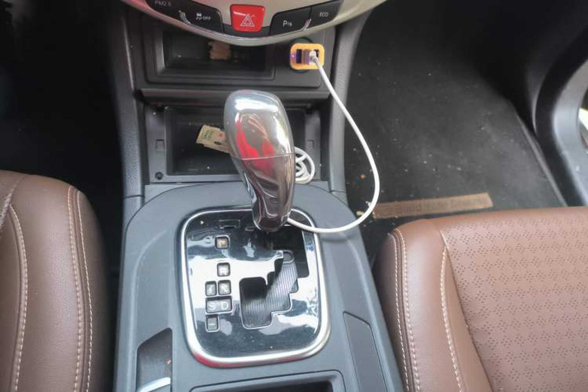 Used BYD S7 2015 2.0T Upgraded Automatic Luxury Version Gear Lever
