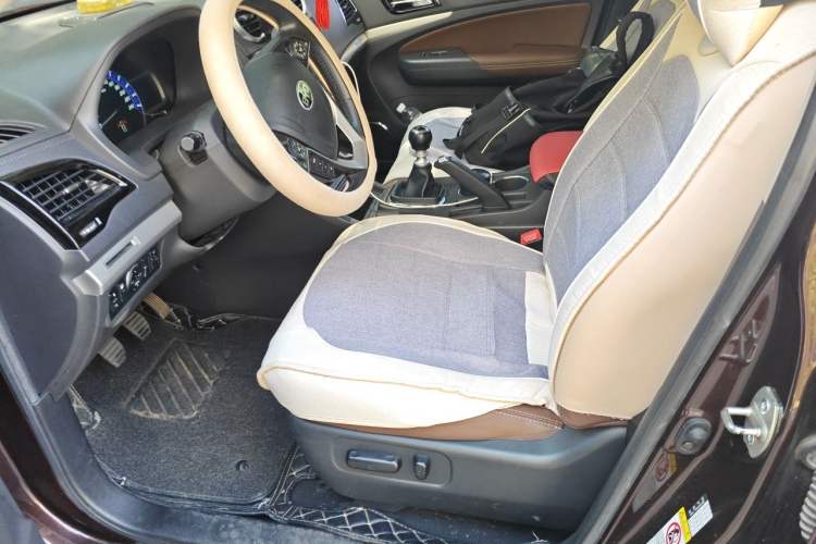 Used BYD S7 2015 1.5T Manual Luxury Model Left Front Seat