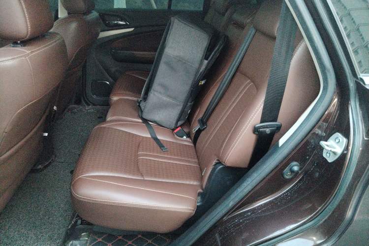 Used BYD S7 2015 1.5T Manual Luxury Model Left Rear Seat