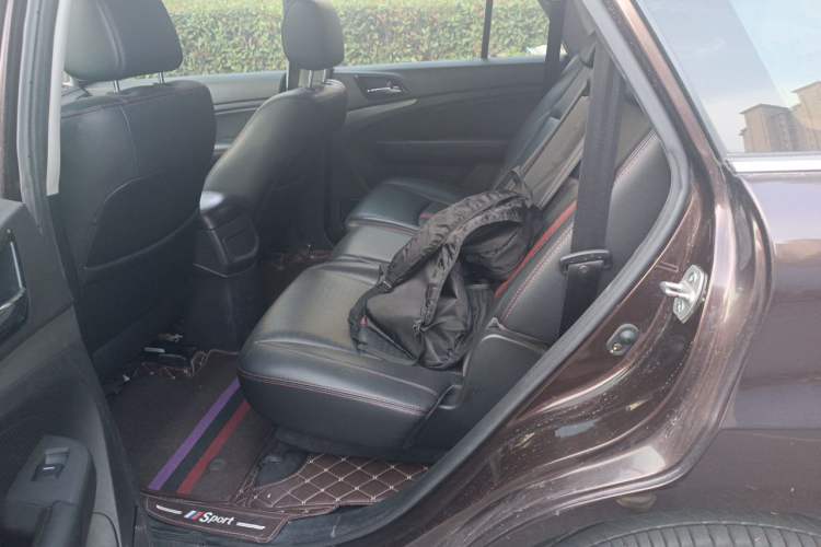 Used BYD S7 2015 2.0T Automatic Flagship Edition Left Rear Seat