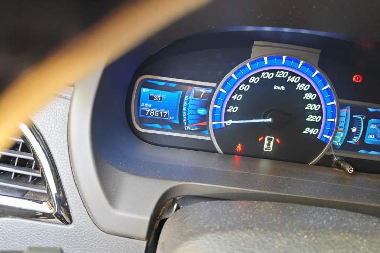 Used BYD S7 2015 1.5T Manual Luxury Model Odometer Close Up