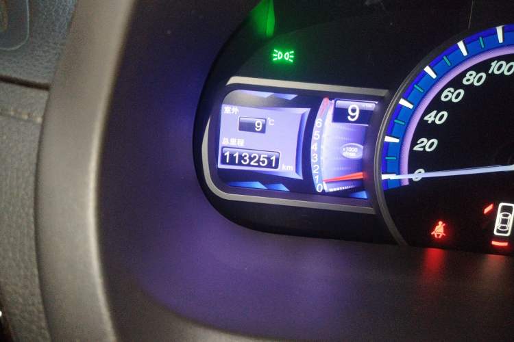 Used BYD S7 2015 1.5T Manual Luxury Model Odometer Close Up