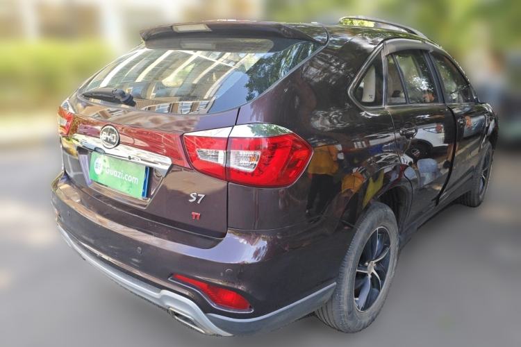 Used BYD S7 2015 1.5T Manual Luxury Model Rear Right 45 Deg