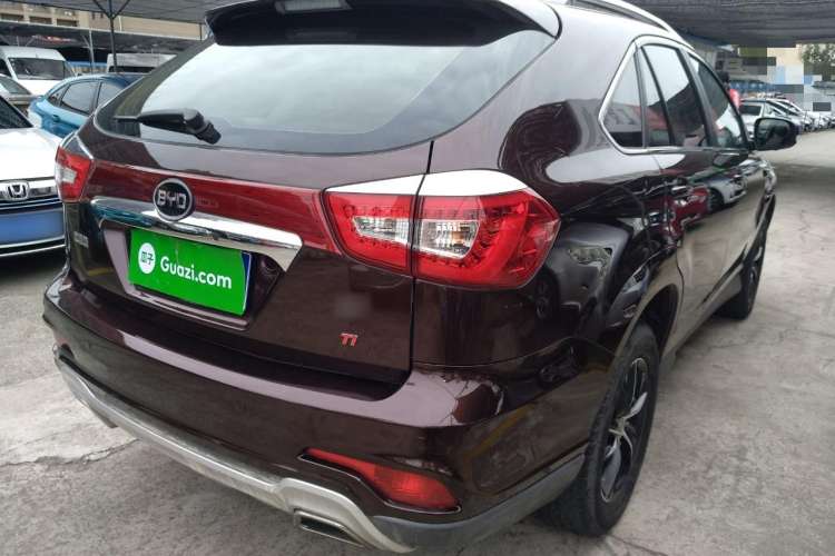 Used BYD S7 2015 1.5T Manual Luxury Model Rear Right 45 Deg
