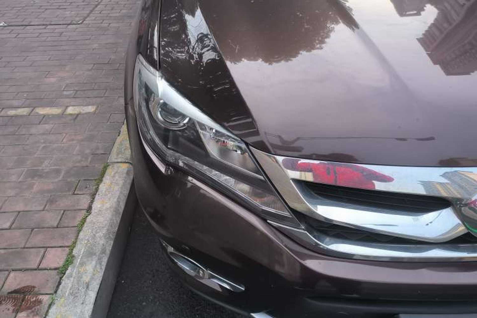 Used BYD S7 2015 2.0T Upgraded Automatic Luxury Version Right Front Headlight