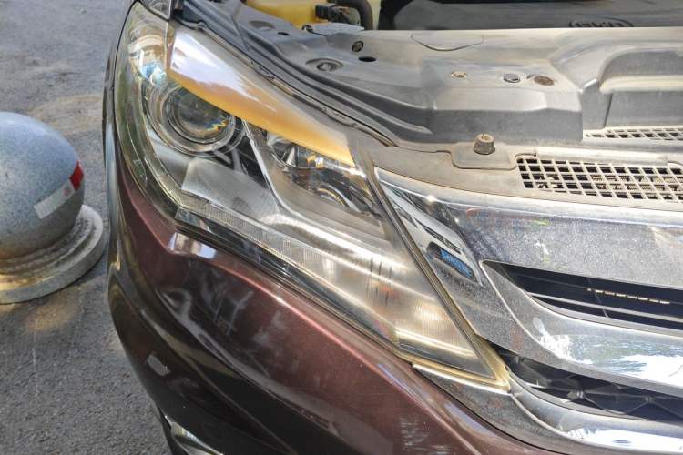 Used BYD S7 2015 1.5T Manual Luxury Model Right Front Headlight