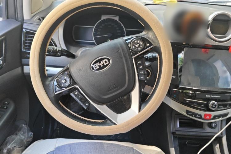 Used BYD S7 2015 1.5T Manual Luxury Model Steering Wheel
