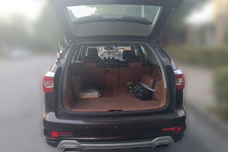 Used BYD S7 2015 2.0T Automatic Flagship Edition Trunk