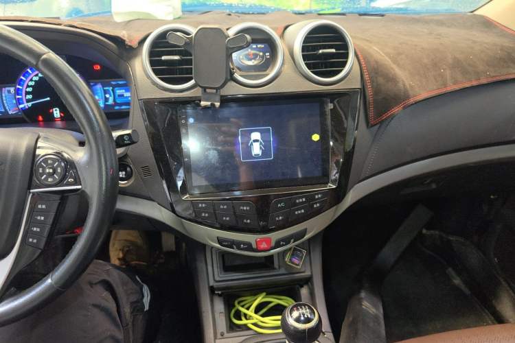 Used BYD S7 2015 1.5T Manual Luxury Model Audio And AC Panel