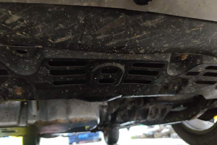 Used BYD S7 2015 2.0T Automatic Prestige Model Chassis Front