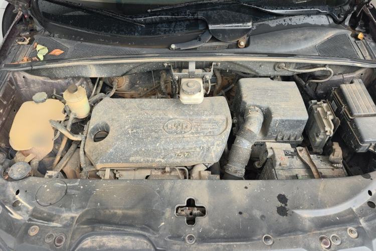 Used BYD S7 2015 1.5T Manual Luxury Model Engine Bay