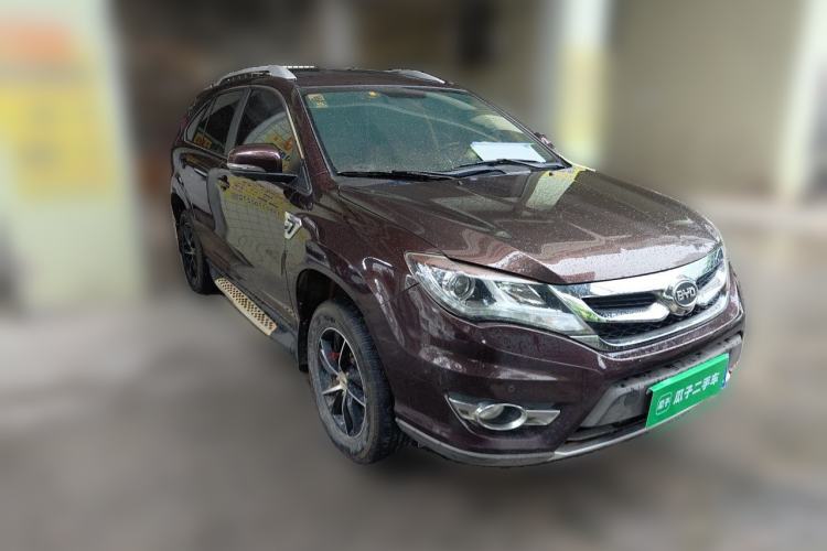 Used BYD S7 2015 1.5T Manual Luxury Model Front Right 45 Deg