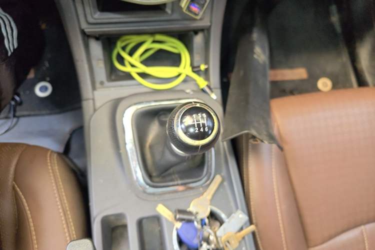 Used BYD S7 2015 1.5T Manual Luxury Model Gear Lever