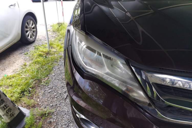 Used BYD S7 2015 2.0T Upgraded Automatic Luxury Version Right Front Headlight