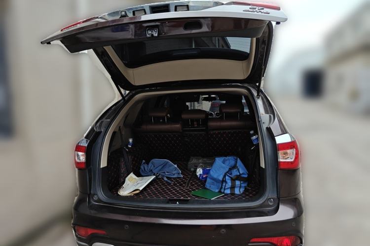 Used BYD S7 2015 2.0T Upgraded Automatic Luxury Version Trunk