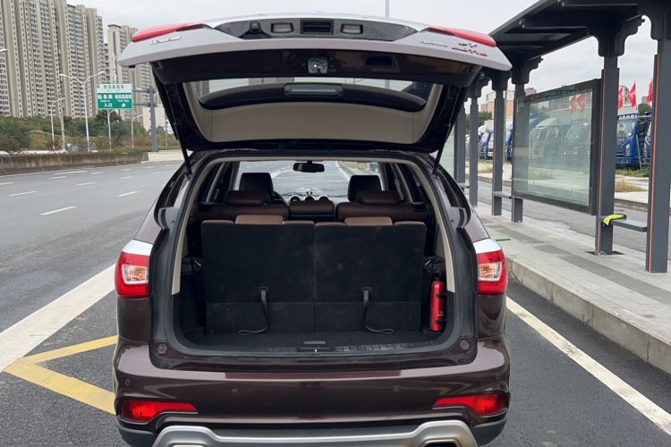 Used BYD S7 2015 2.0T Upgraded Automatic Flagship Version Trunk