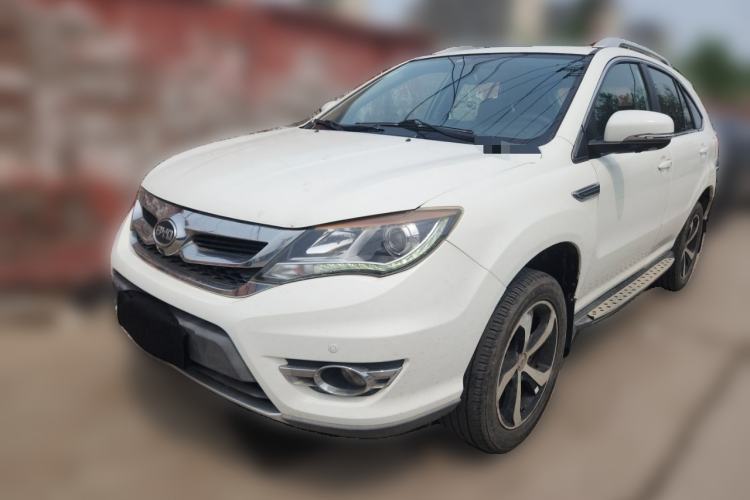 Used BYD S7 2015 2.0T Automatic Prestige Model Guazi used car, China used car export, Used car for sale, Used BYD cars, Cheapest cars for sale