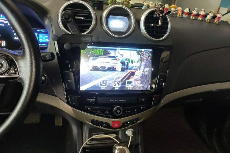 Used BYD S7 2015 2.0T Upgraded Automatic Luxury Version Audio And AC Panel