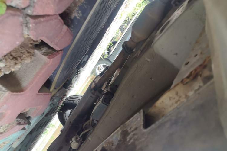 Used BYD S7 2015 2.0T Automatic Flagship Edition Chassis Front Left