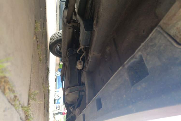 Used BYD S7 2015 2.0T Automatic Prestige Model Chassis Front Left