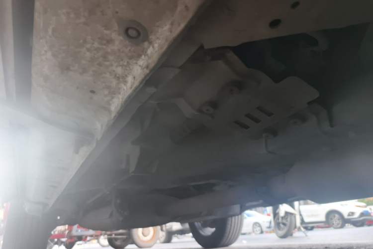 Used BYD S7 2015 2.0T Upgraded Automatic Flagship Version Chassis Front Right